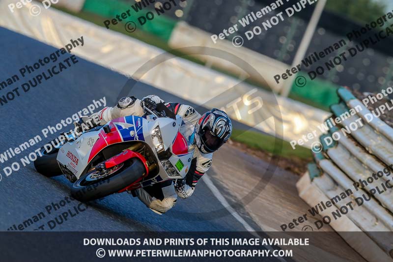 PJM Wedding Photography;enduro digital images;event digital images;eventdigitalimages;mallory park;mallory park photographs;mallory park trackday;mallory park trackday photographs;no limits trackdays;peter wileman photography;racing digital images;trackday digital images;trackday photos